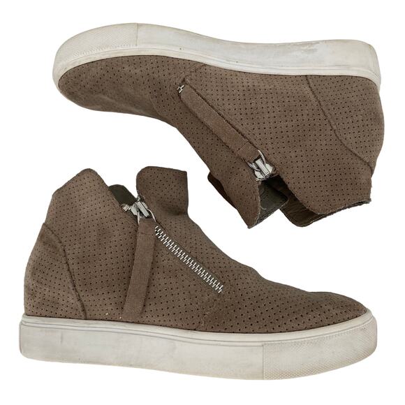 Steve Madden Ankle Boot Size 6 Taupe Suede Perforated Leather Caliber Bootie - Picture 2 of 8
